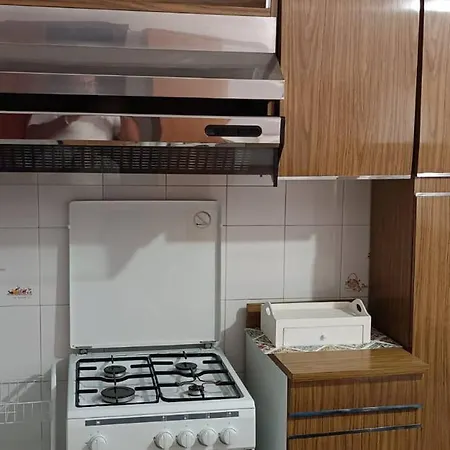 Casa Gualtiera 아파트 *